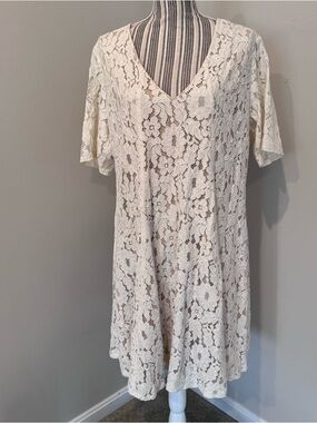 Julian Taylor White/Beige Lace V-Neck Floral Dress Sz 16W